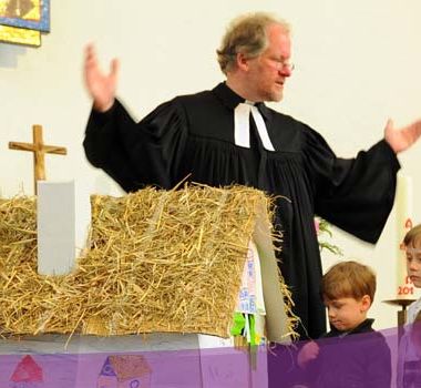 Pfr. Erichsmeier beim Weihnachtsgottesdienst