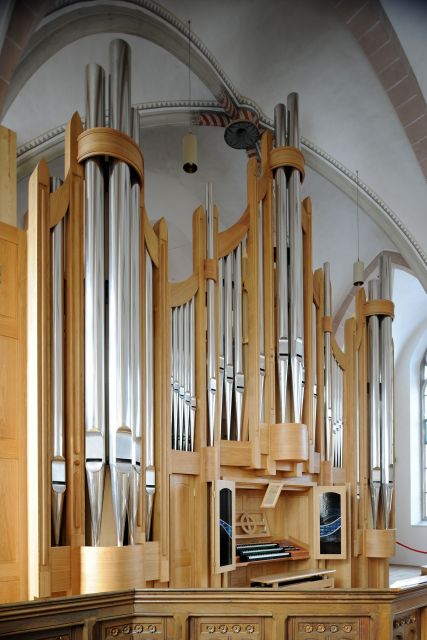 Paschen-Orgel Detmold Prospekt von seitlich