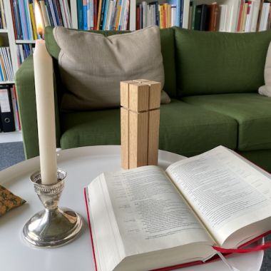 Beispiel für die Wohnzimmereinrichtung zur Hausandacht