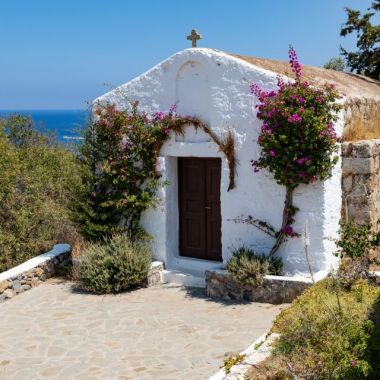 Photo by Dimitri Houtteman on Unsplash All you need to create a website. ↗ Go to Dimitri Houtteman's profile Dimitri Houtteman @dimhou Download white and brown chapel